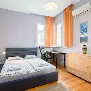 Beautiful Business Apartment- Center By Flat Mаnager Apartment