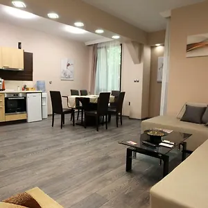 Niki Apartment